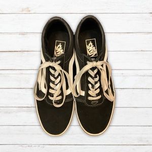 Vans Off the Wall, size 9.5 women’s